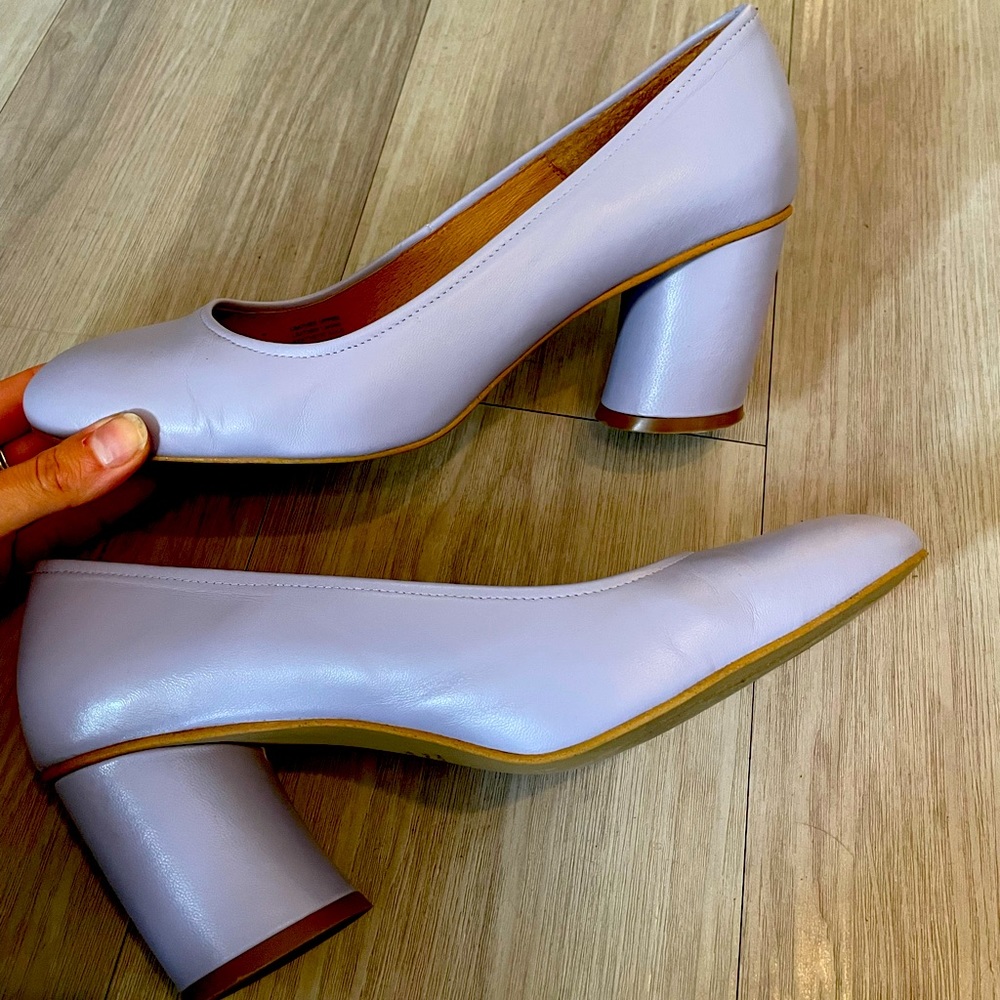 L’intervalle size 40 lilac heels